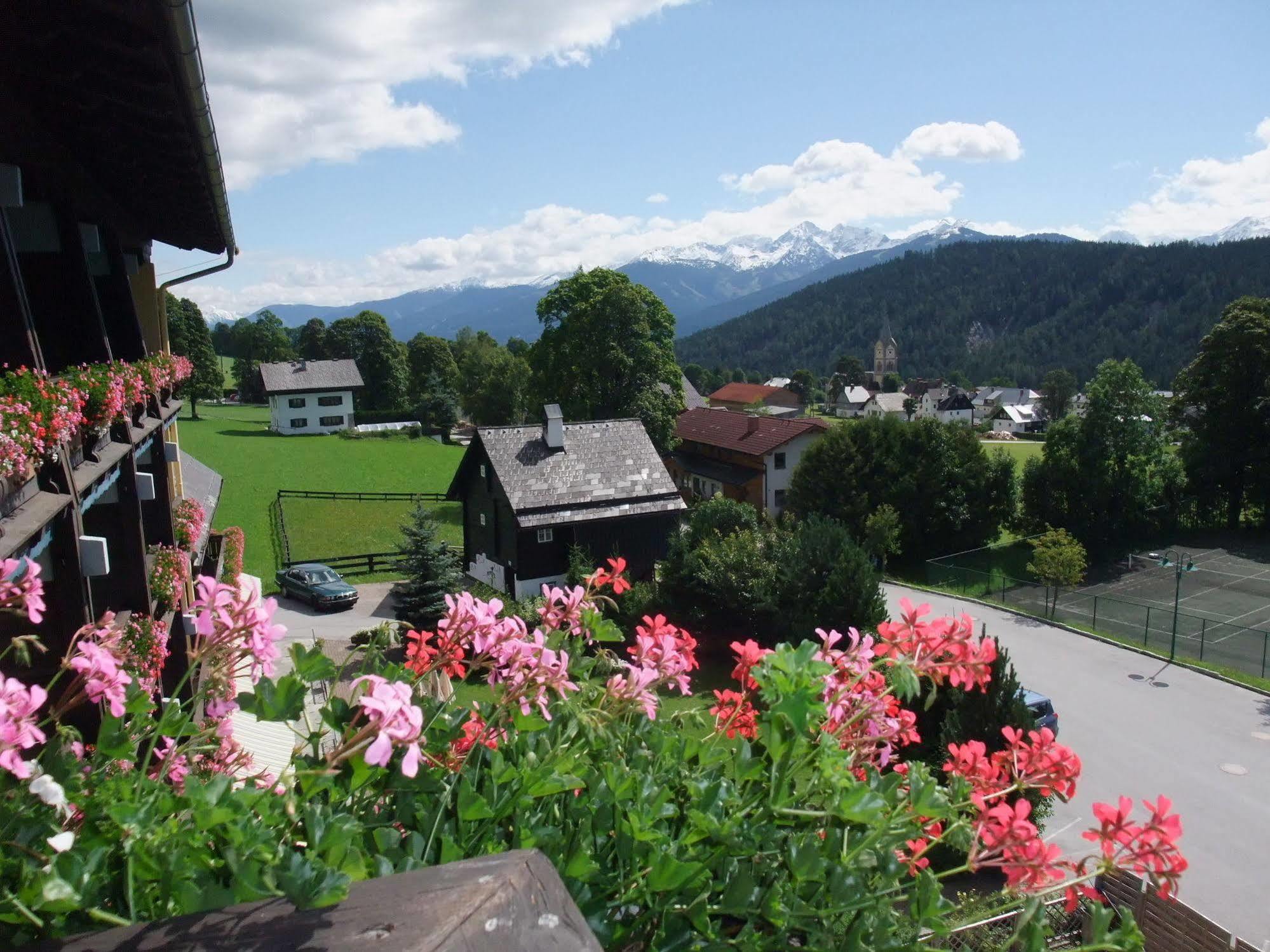 Ferienhotel Knollhof Ramsau am Dachstein Exterior foto