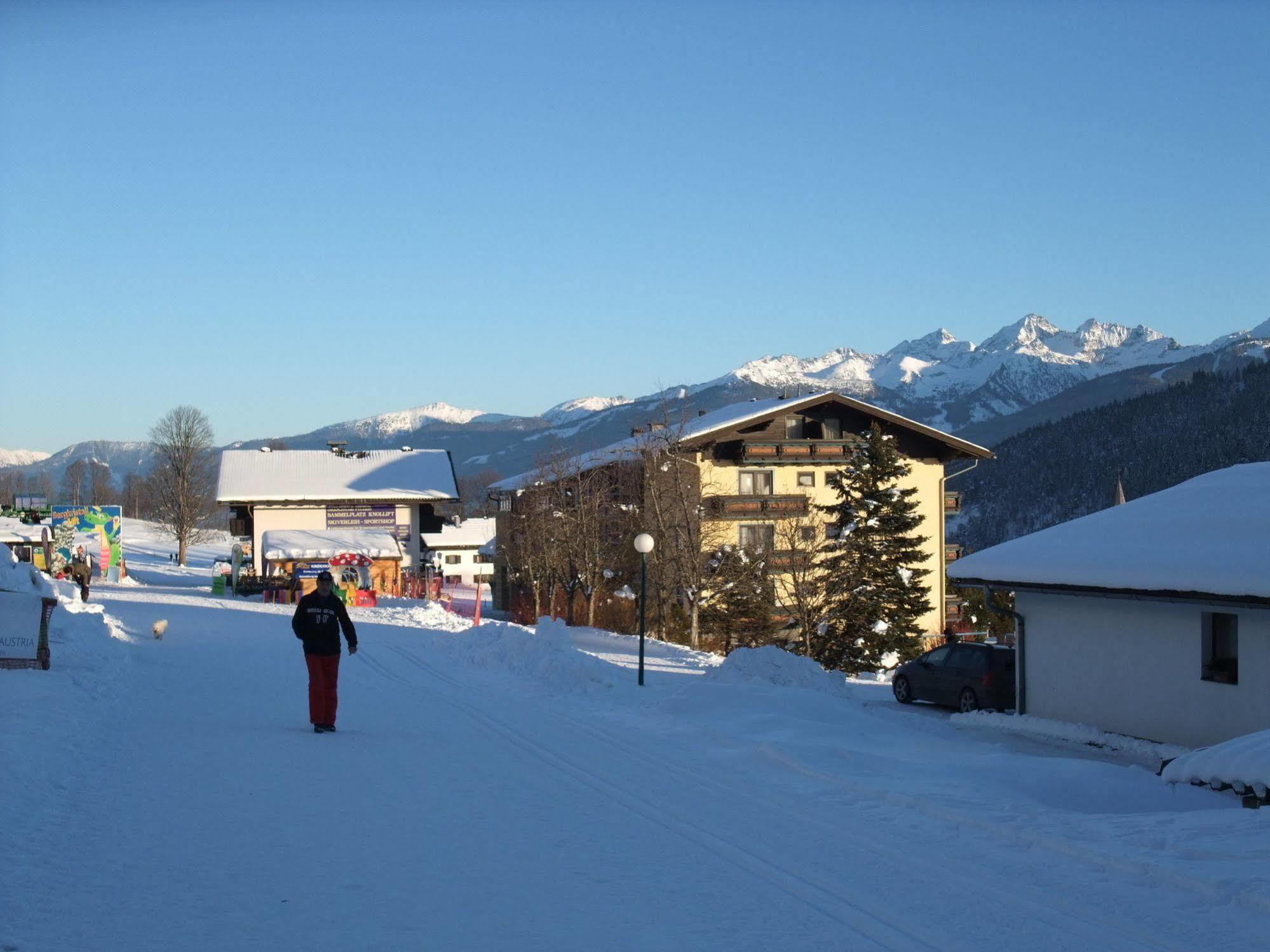 Ferienhotel Knollhof Ramsau am Dachstein Exterior foto